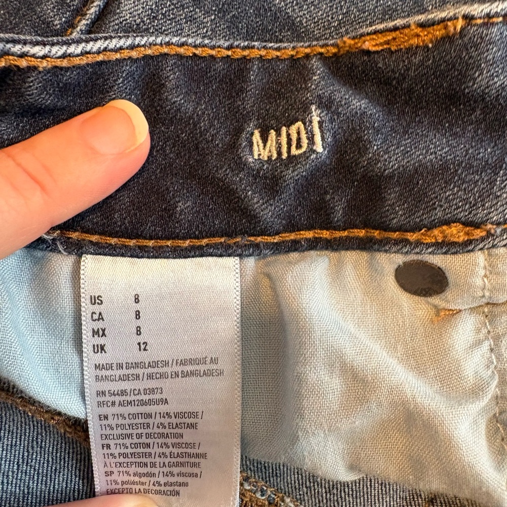 American Eagle Outfitters Denim Midi Shorts - Picture 3 of 5